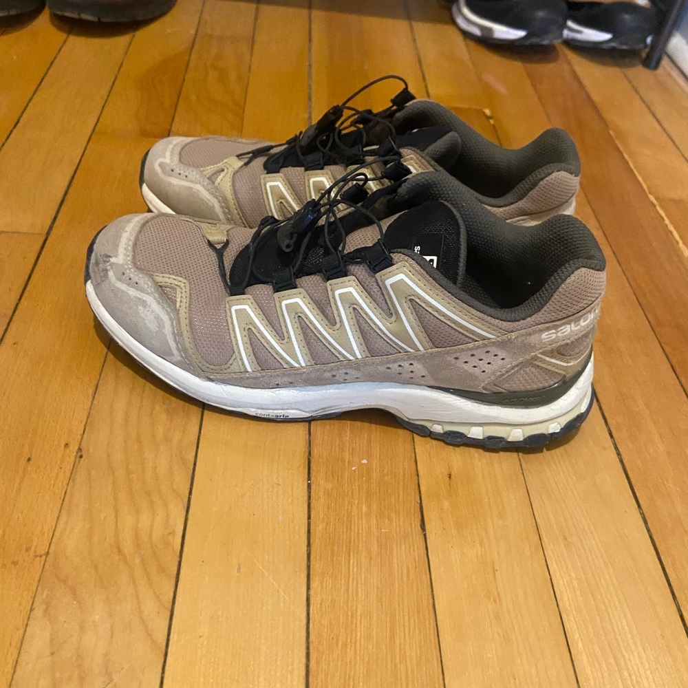 Salomon - Picture 2 of 5